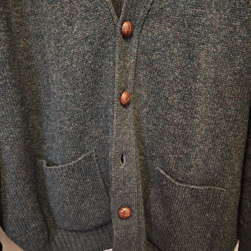 Woolrich Men's Classic Green Cardigan - Picture 2 of 6